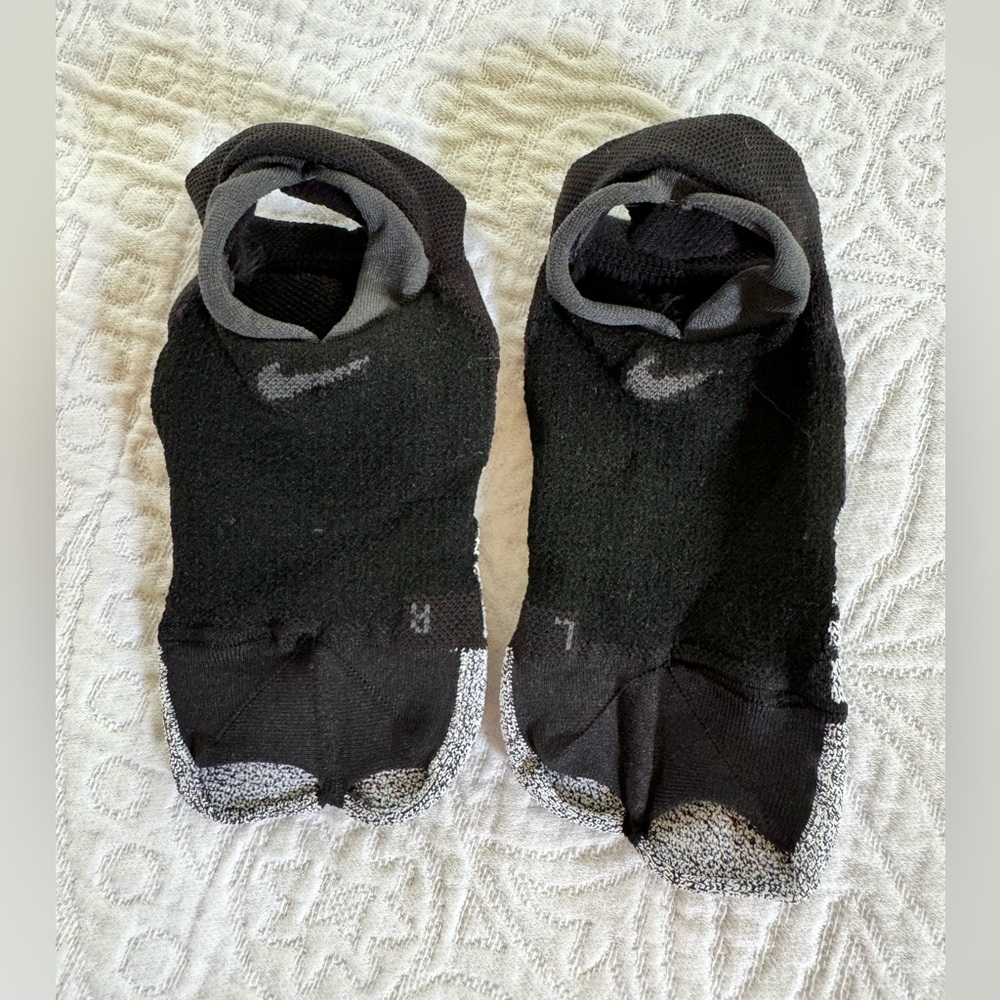 Nike Black Studio Womens Toeless Footie Grip Socks Men'8-9.5 Women 9.5-11